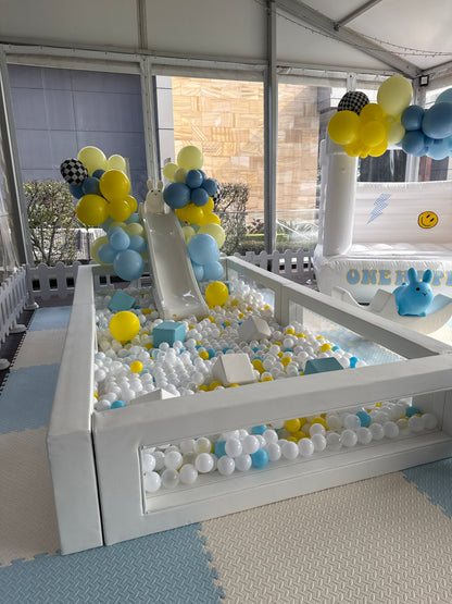 ICE BOX Ball-Pit 🧊